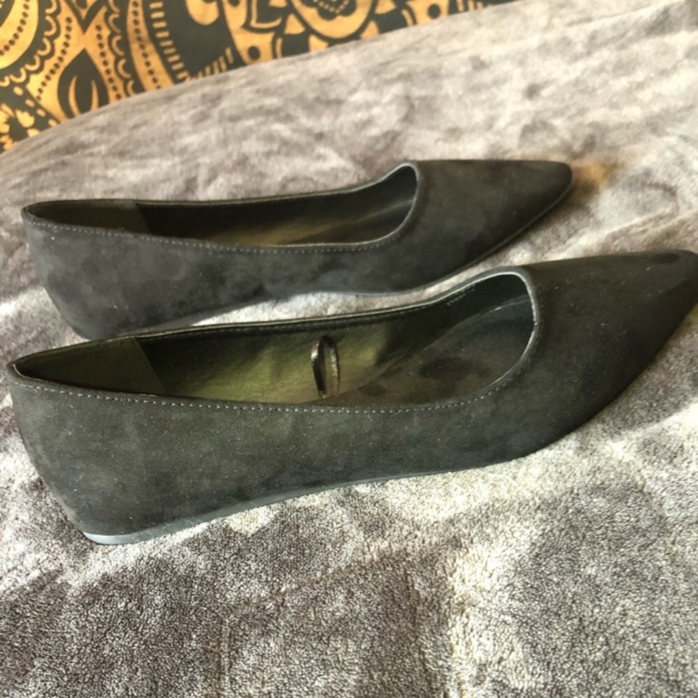 Pointed flats - Picture 5 of 6